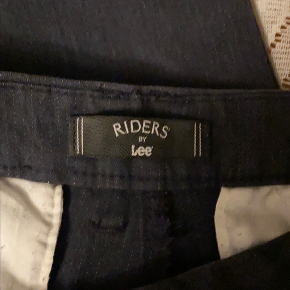 Lee riders - Picture 2 of 3